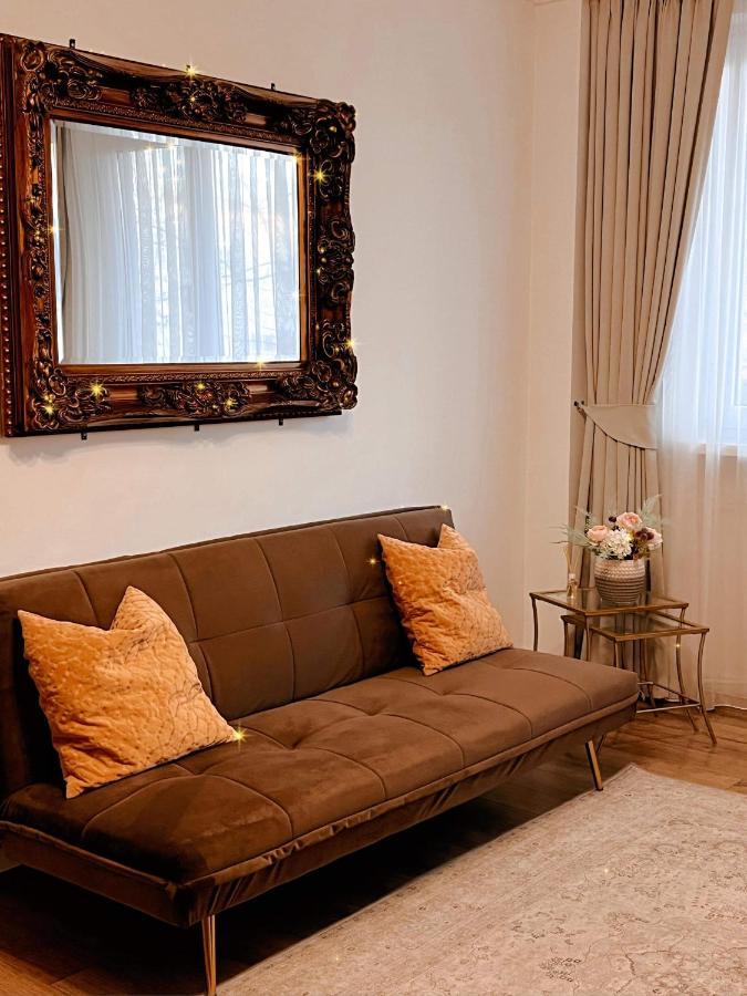 Niran Apartament Oradea Extérieur photo