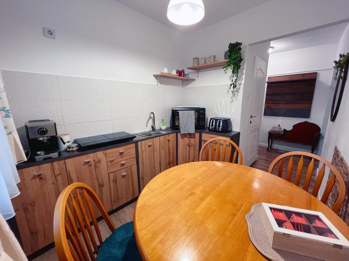 Niran Apartament Oradea Extérieur photo